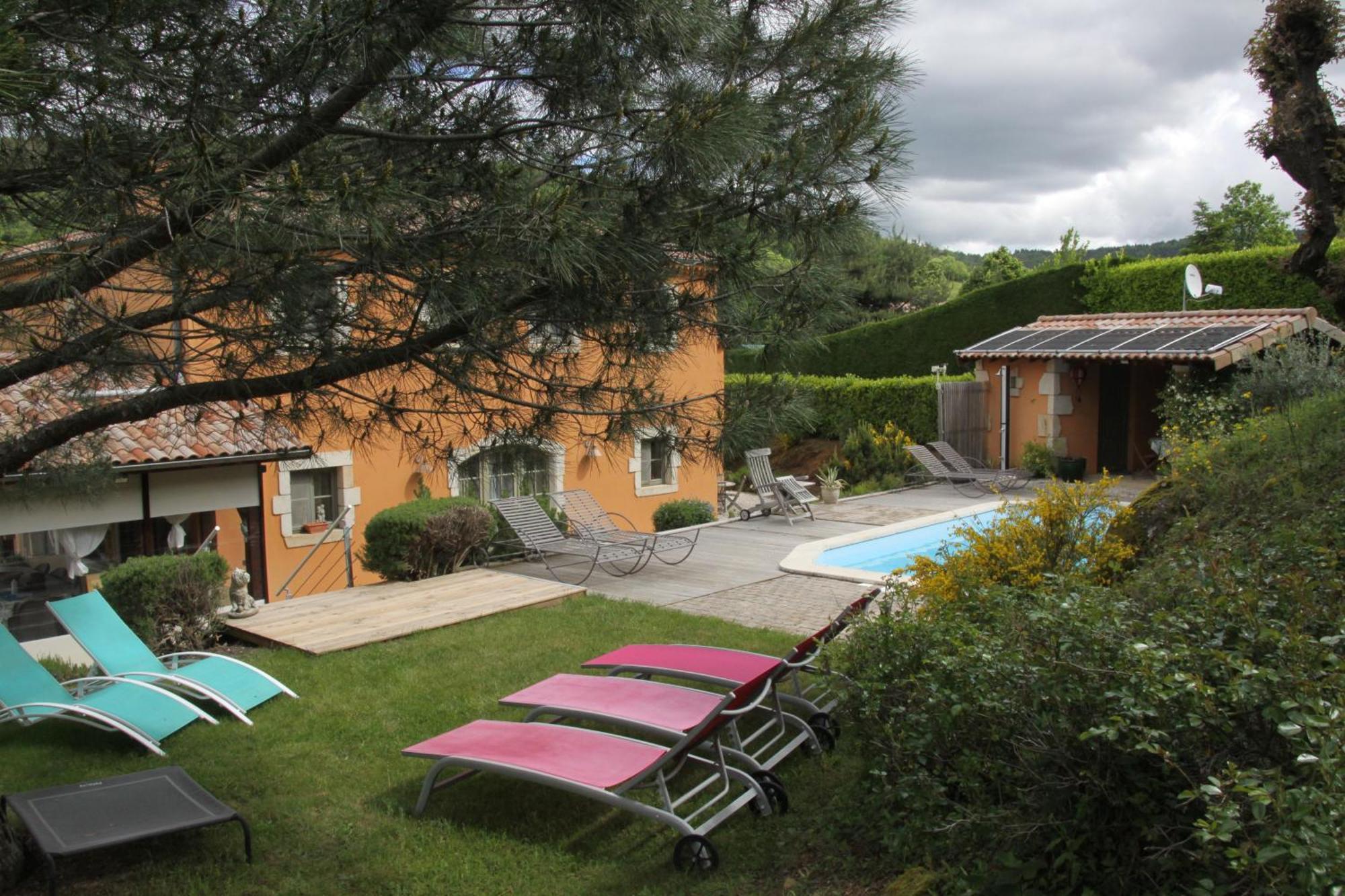 La Bastide De Fontaille Bed & Breakfast Saint-Felicien Exterior photo